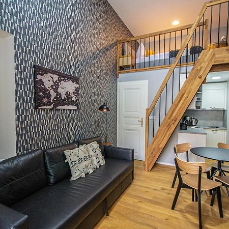 Main Train Station Apartment Close To The The Main Square! Πράγα Εξωτερικό φωτογραφία