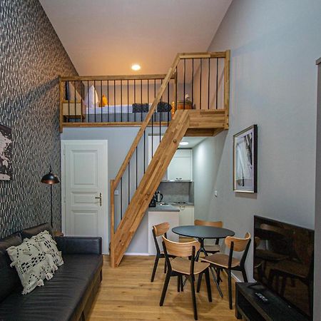 Main Train Station Apartment Close To The The Main Square! Πράγα Εξωτερικό φωτογραφία