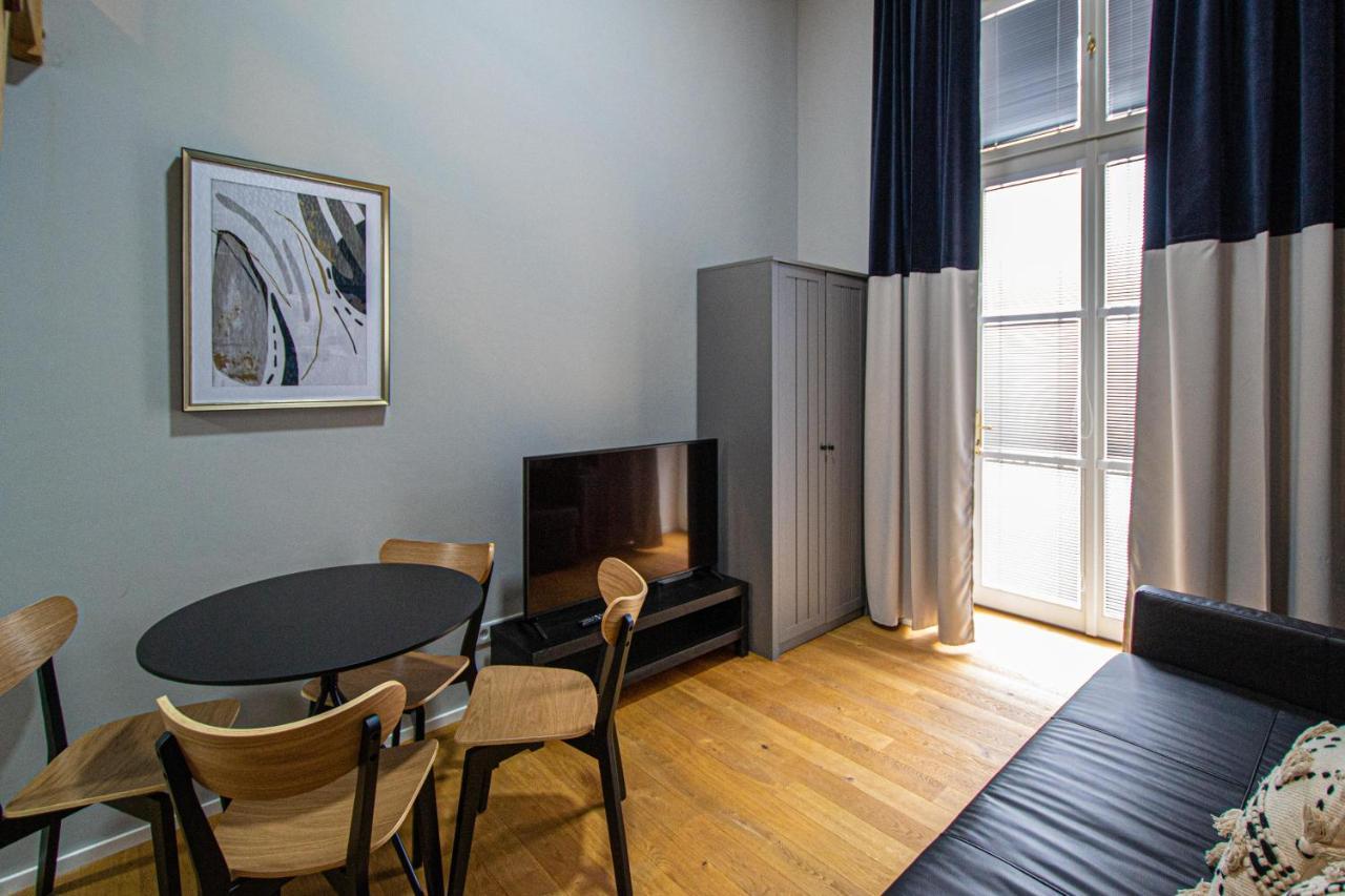 Main Train Station Apartment Close To The The Main Square! Πράγα Εξωτερικό φωτογραφία