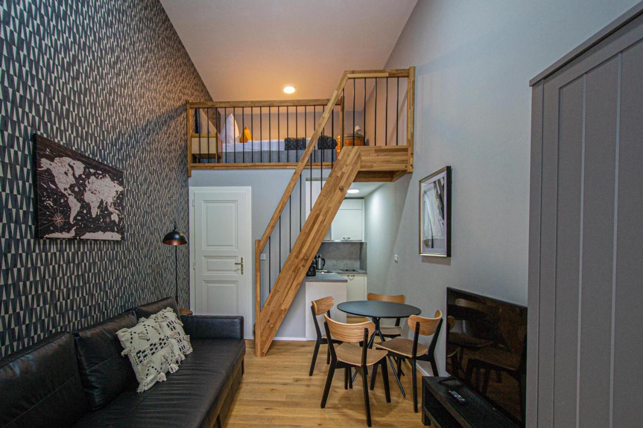 Main Train Station Apartment Close To The The Main Square! Πράγα Εξωτερικό φωτογραφία